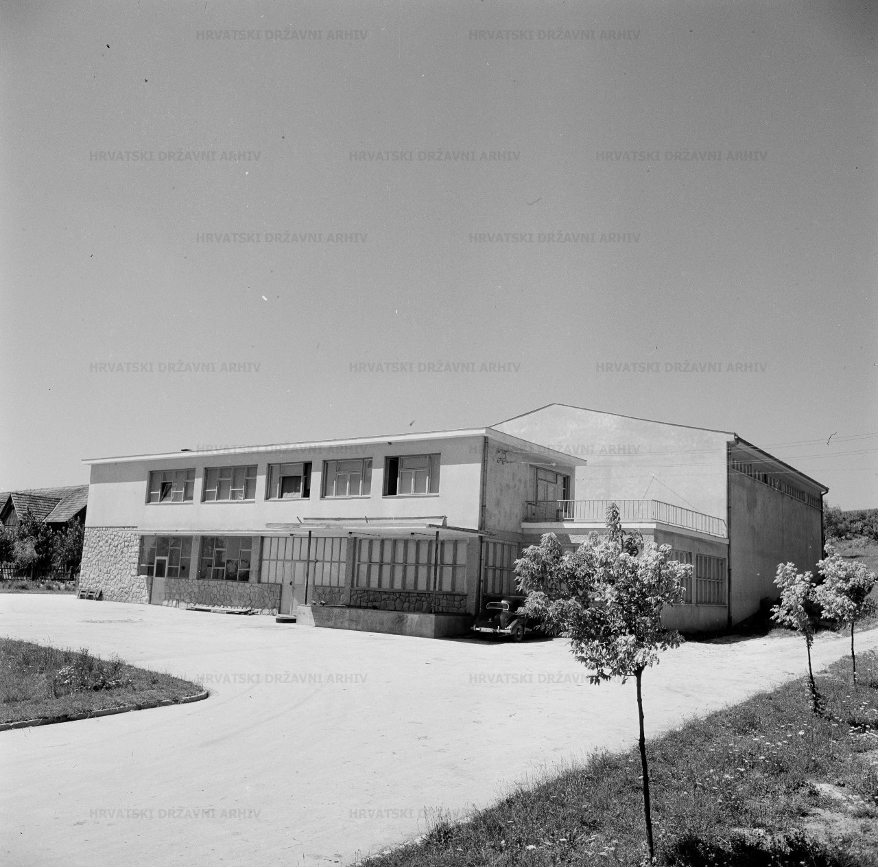 Fotografija podruma Moslavačkog vinogorja u Voloderu – južna strana, 1962.